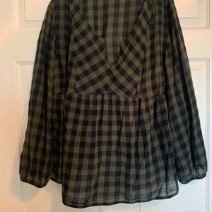 Buffalo Check Peasant (dark green)